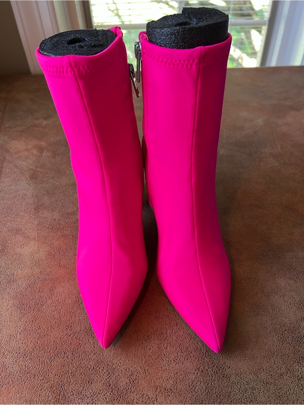 Steve Madden Neon Pink Pointed Toe Sock Boots. Size 7.5